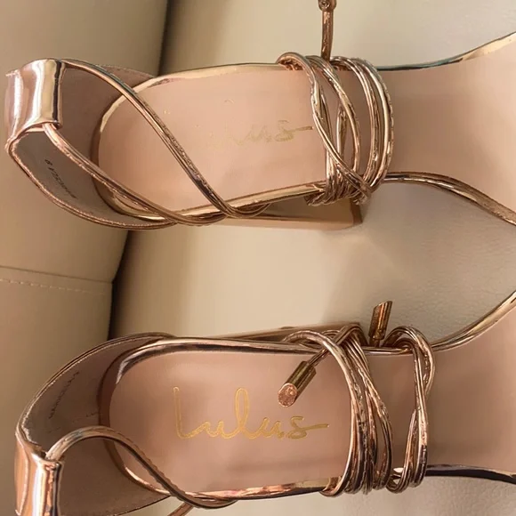 LULU’S ROSE GOLD HEELS! - Picture 5 of 8